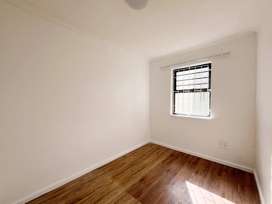 To Let 3 Bedroom Property for Rent in Parow Golf Course Western Cape